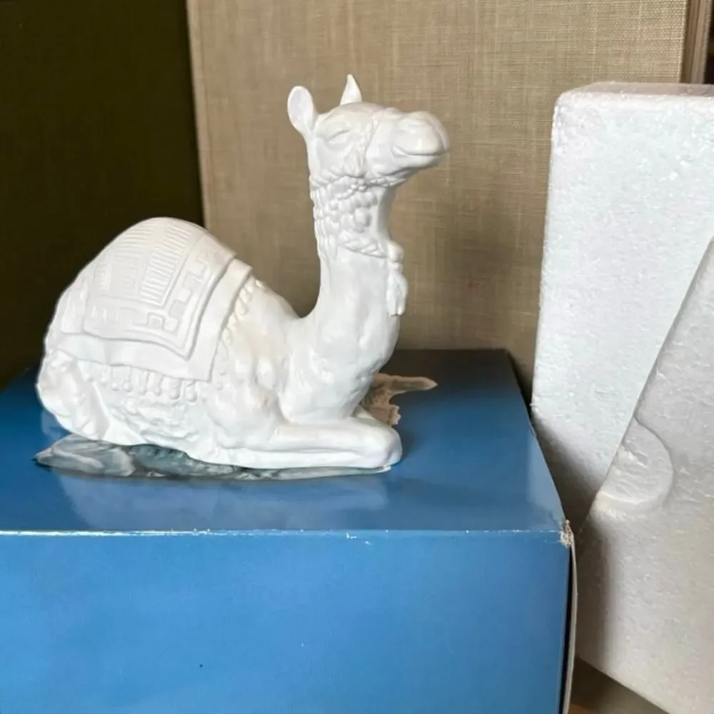 Avon Nativity Camel • 1984 • Signed M A 1984 • Boxed